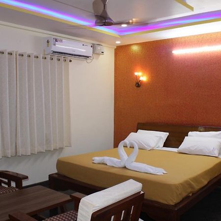Golden Pride Hotel Kanakapura Exterior photo