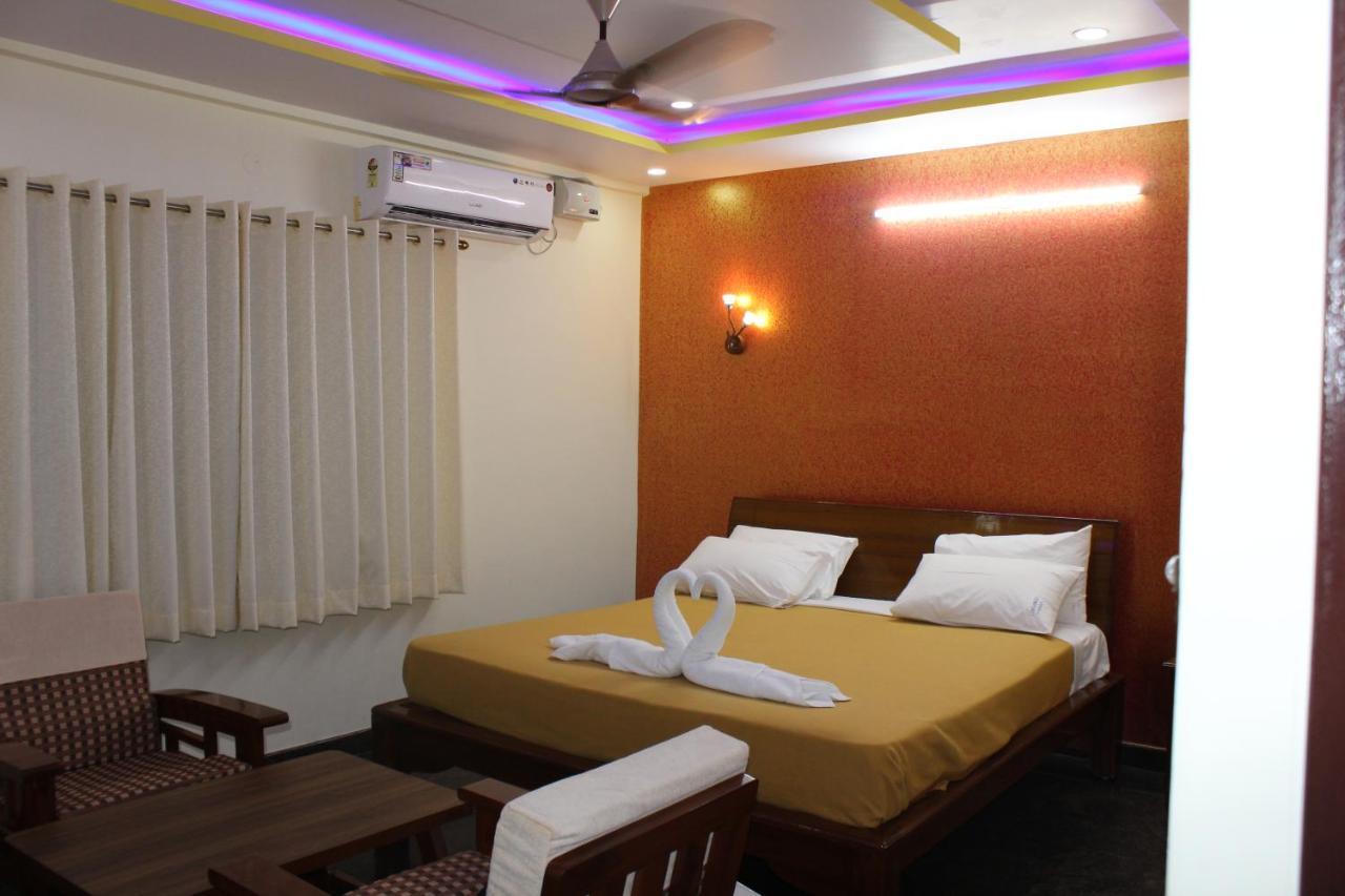 Golden Pride Hotel Kanakapura Exterior photo